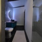 jabali - bathroom